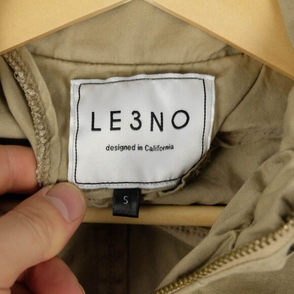 Vintage Vest Womens Small Beige Safari Pockets Full Zip Outdoor Lightweight Y2K - Picture 7 of 8